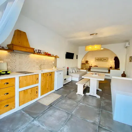 Apartment Gorgeous Boathouse-milos-by Ageri-milos Location Fisherman Village Of Agios Konstantinos *