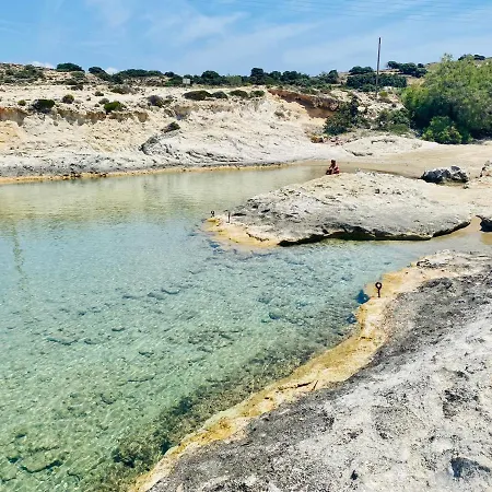 Appartement Gorgeous Boathouse-milos-by Ageri-milos Location Fisherman Village Of Agios Konstantinos *